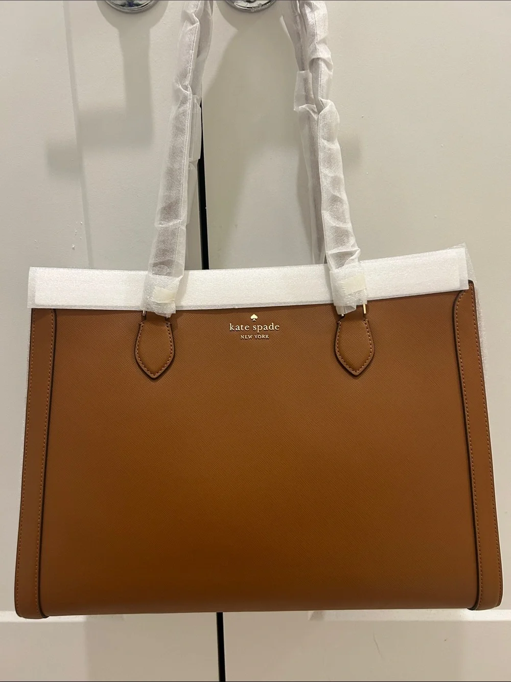 Kate Spade (NWT) Madison Saffiano East West Leather Large Laptop Tote